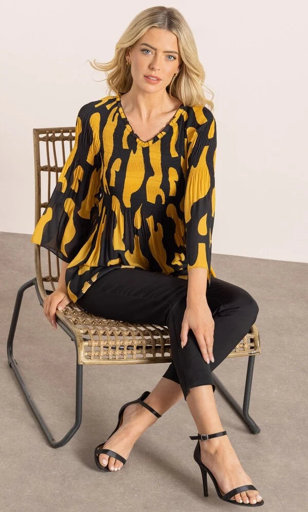 Abstract Print Pleated Top